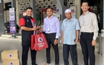 PEMBERIAN SUMBANGAN BUBUR LAMBUK & AIR MINERAL